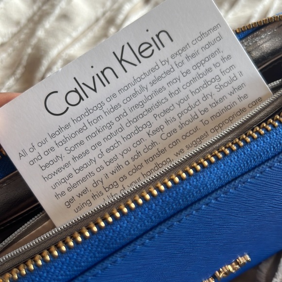 Calvin Klein wallet electric blue - Picture 5 of 5